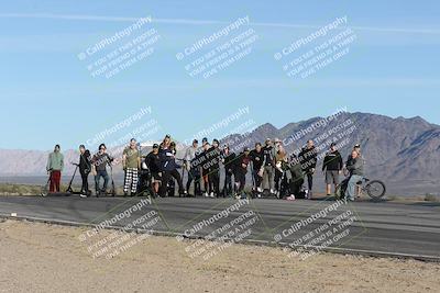 media/Jan-15-2026-Racers Edge (Thu) [[dfebeb70ab]]/1-Around the Pits-Track Walk/